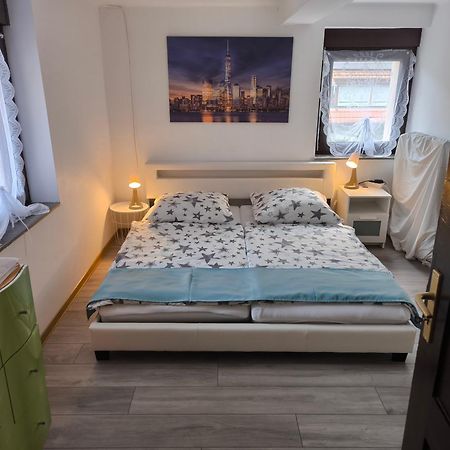 Private Guesthouse Mt Досенхайм Екстериор снимка