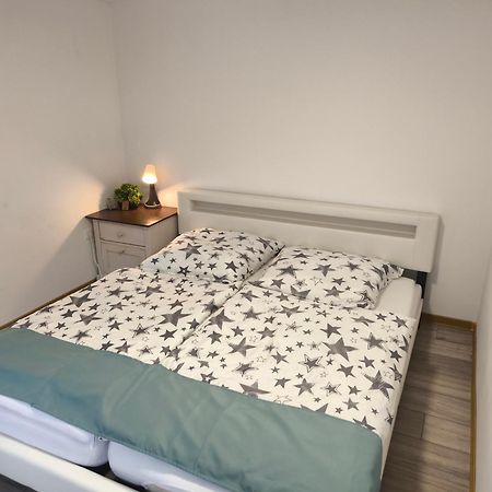 Private Guesthouse Mt Досенхайм Екстериор снимка