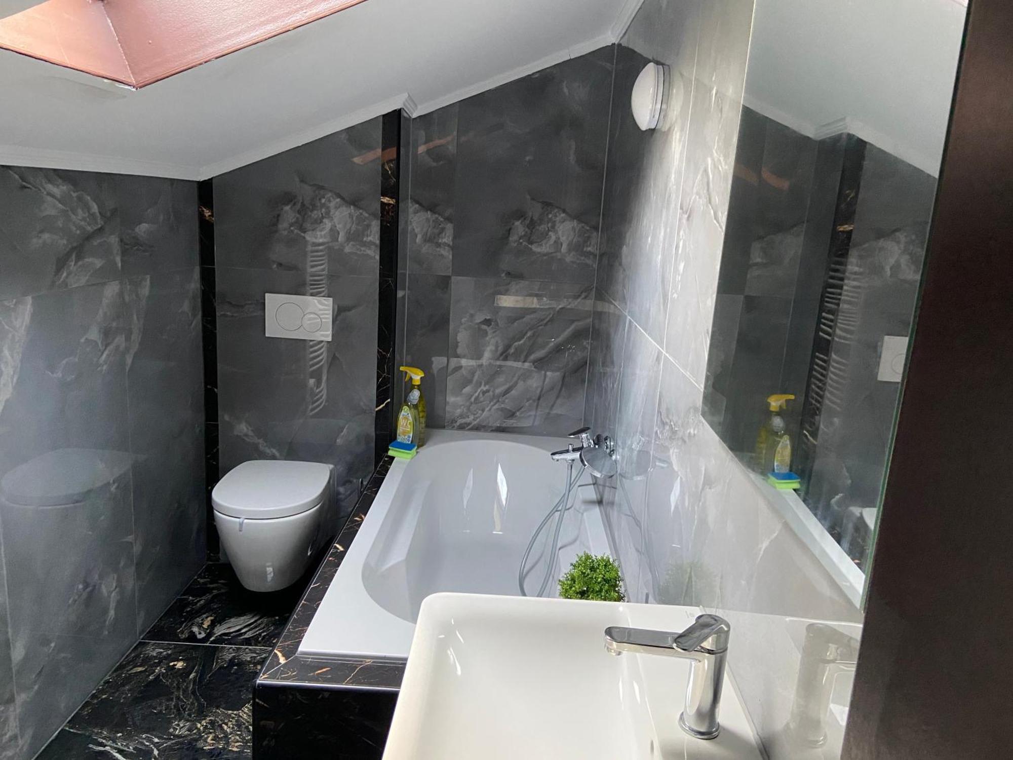 Private Guesthouse Mt Досенхайм Екстериор снимка