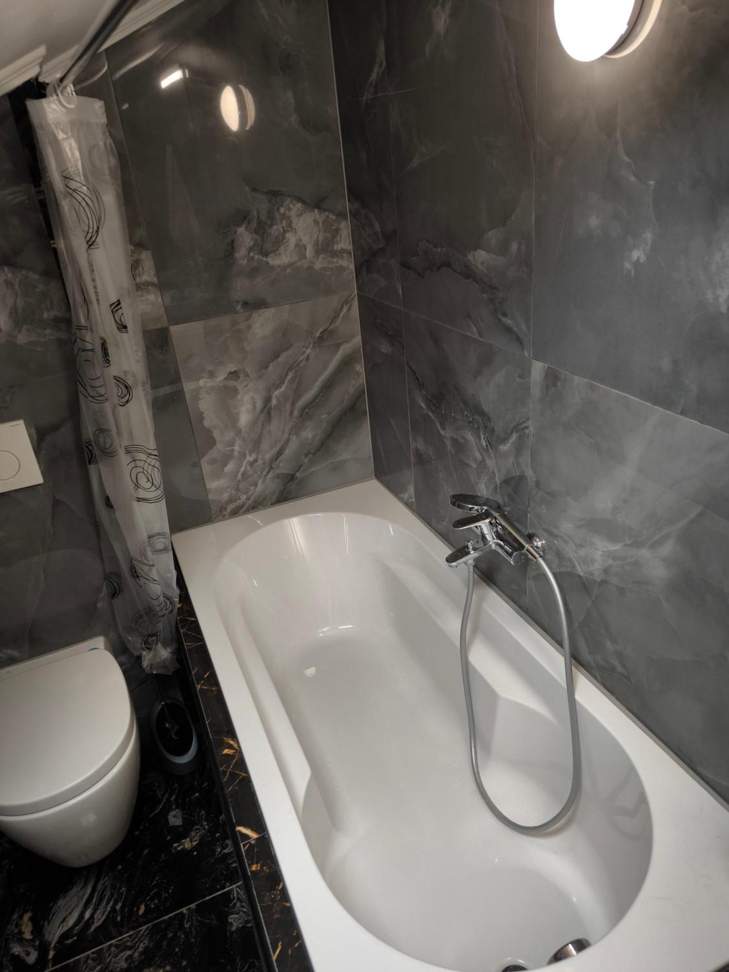 Private Guesthouse Mt Досенхайм Екстериор снимка