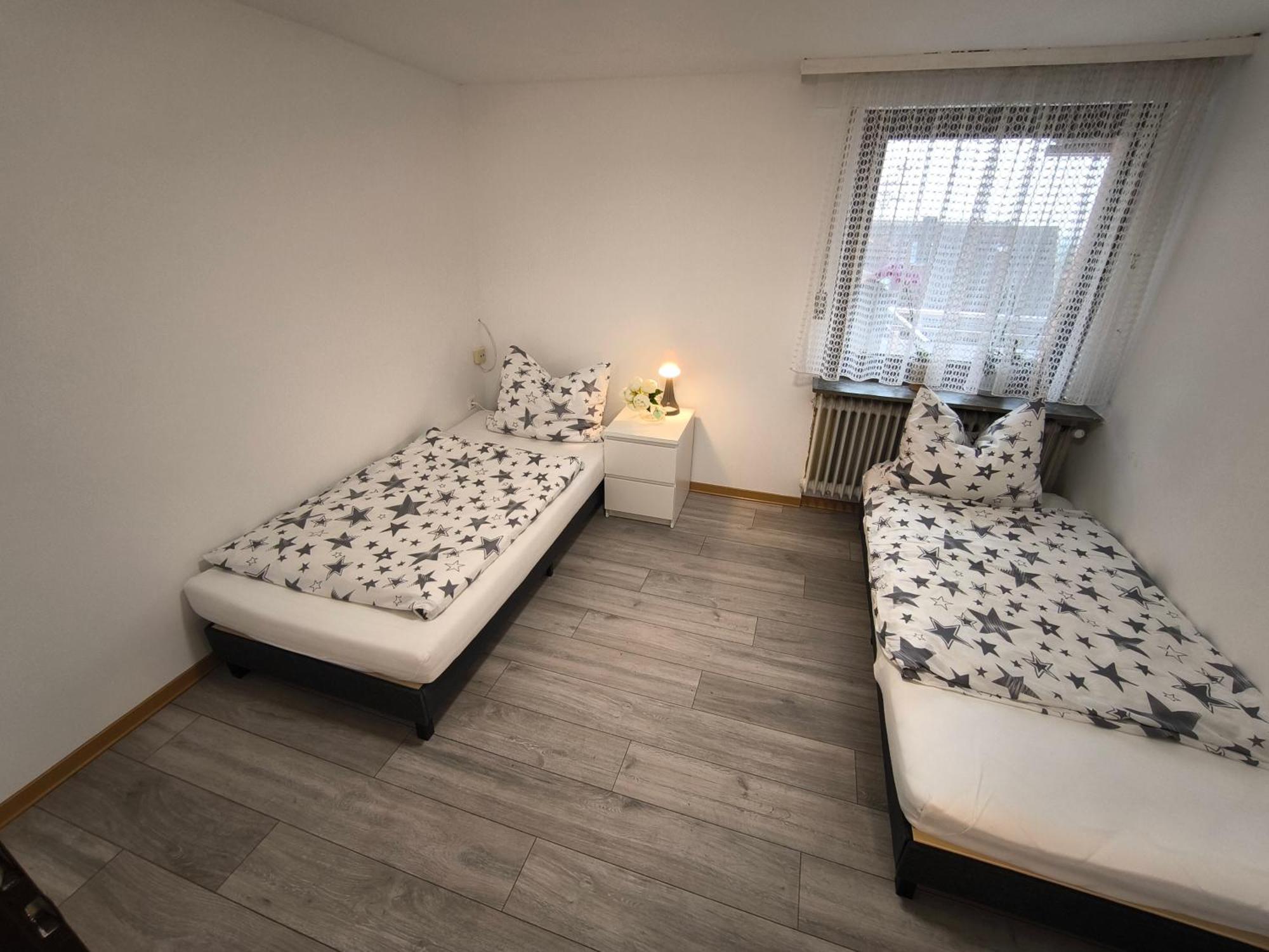 Private Guesthouse Mt Досенхайм Екстериор снимка