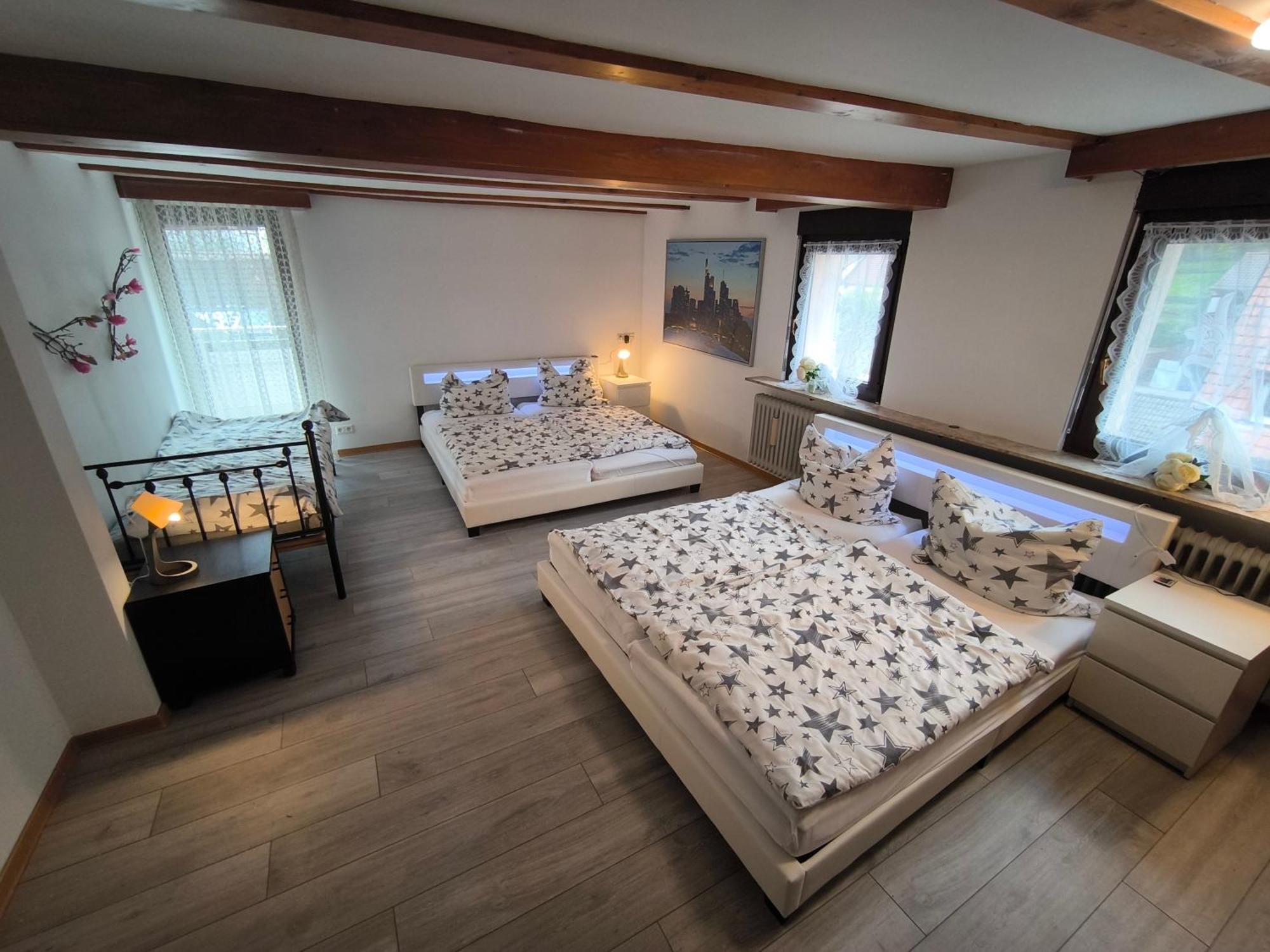 Private Guesthouse Mt Досенхайм Екстериор снимка